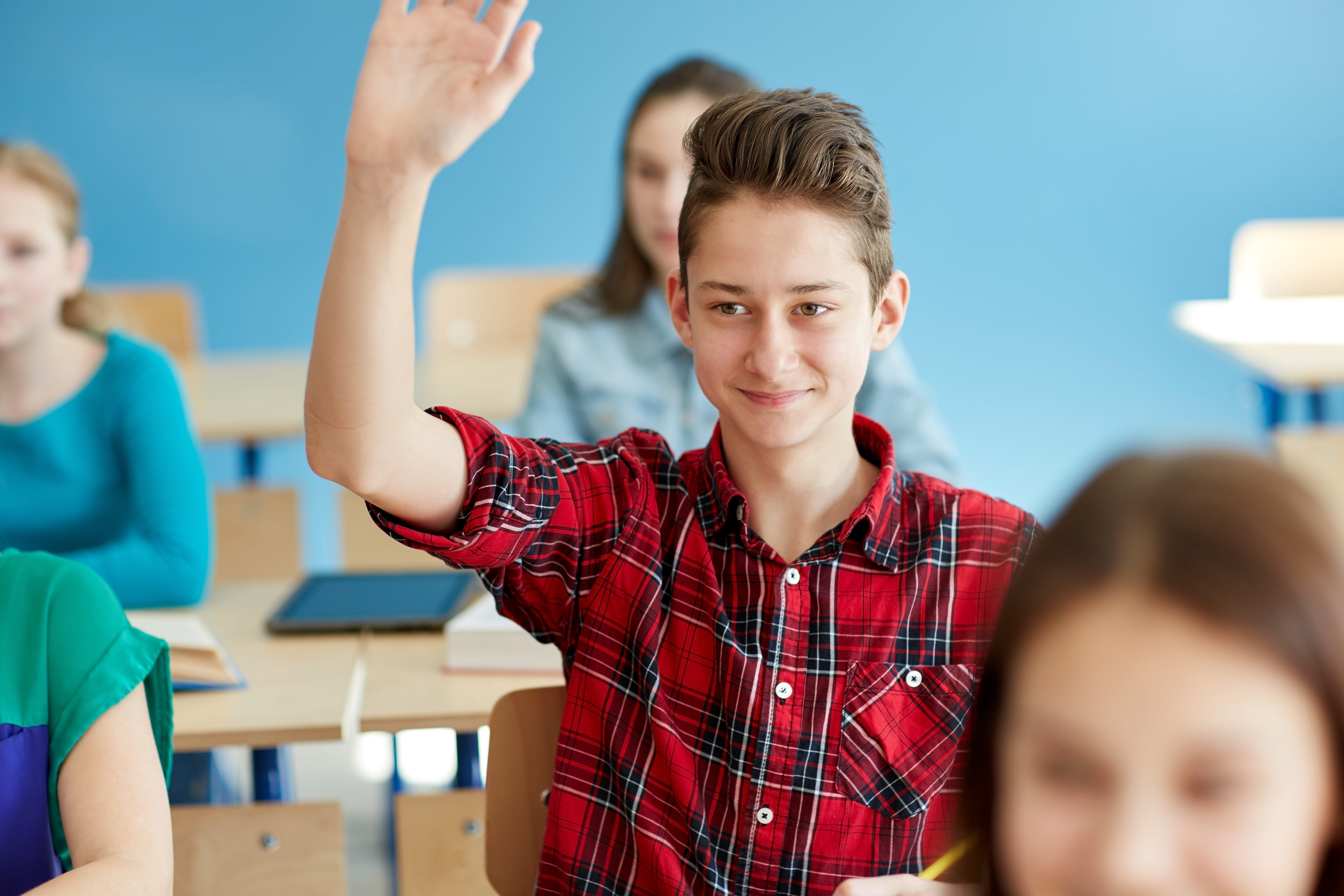 raising hand in class | GradePower Learning